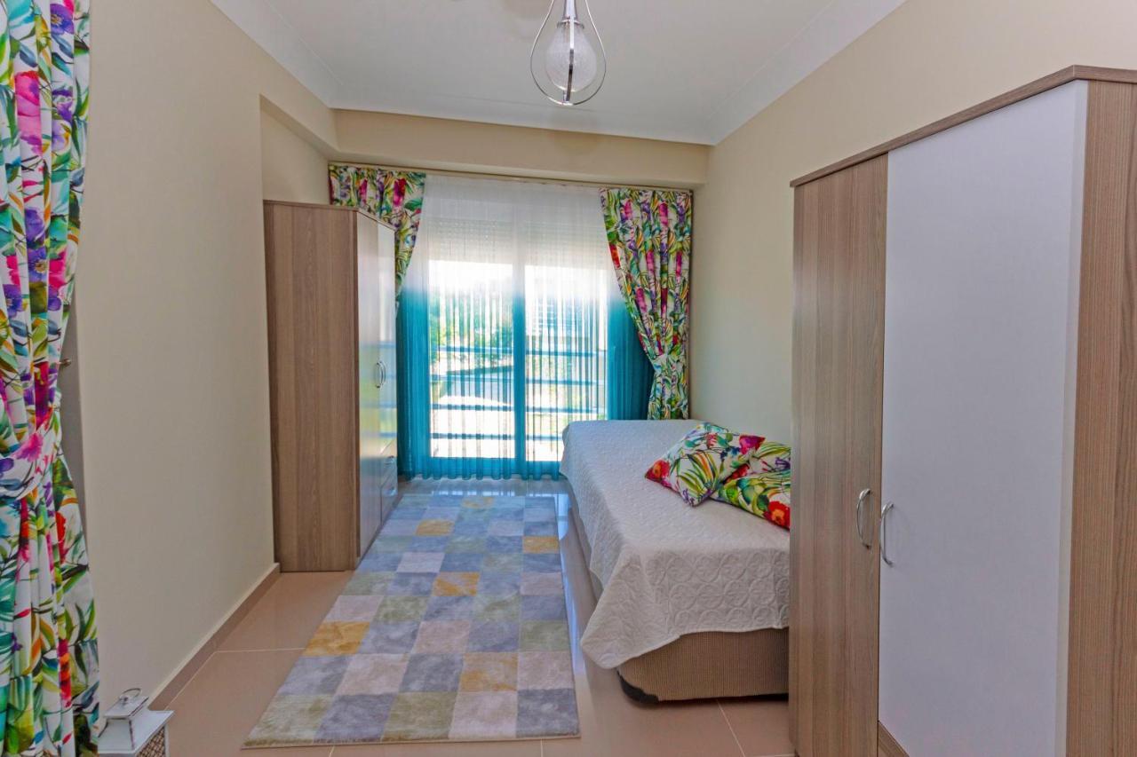 Paradise Town Beltania Villa *